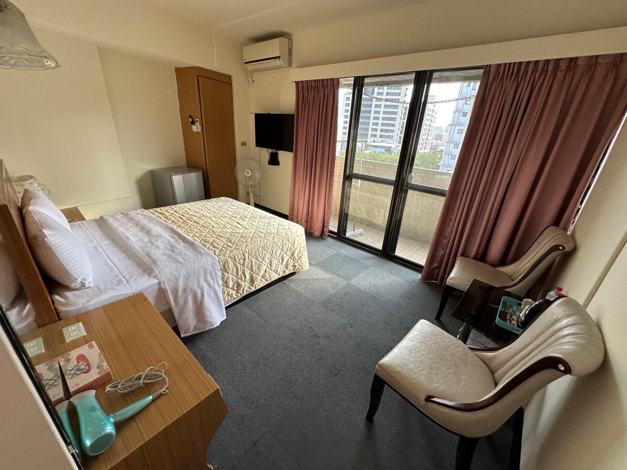 Chian Huei Business Hotel Тайбэй Экстерьер фото